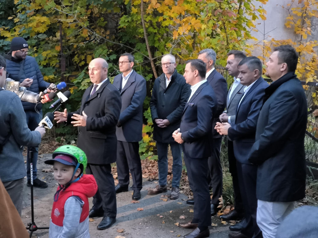 Łukasz Borowiak i Mateusz Morawiecki w Lesznie