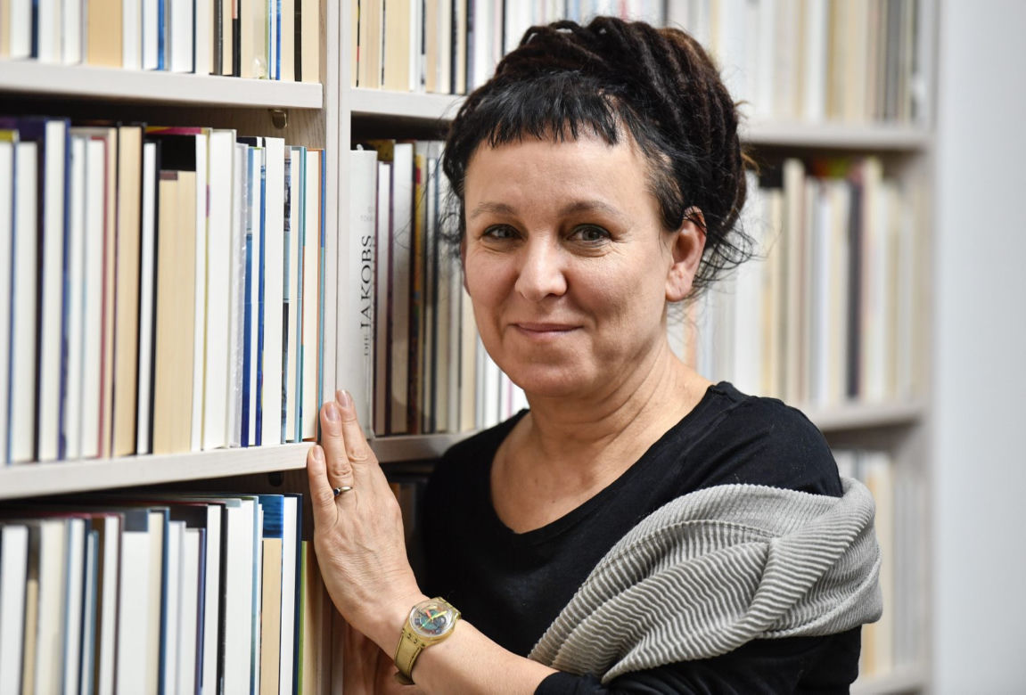 Olga Tokarczuk. Noblistka wychowała się w zespole pieśni i tańca