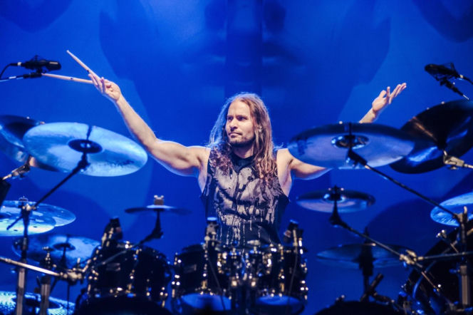 Misternie zaplanowane wizualne widowisko – Epica, Amaranthe i Charlotte Wessels zagrali w Warszawie [RELACJA]