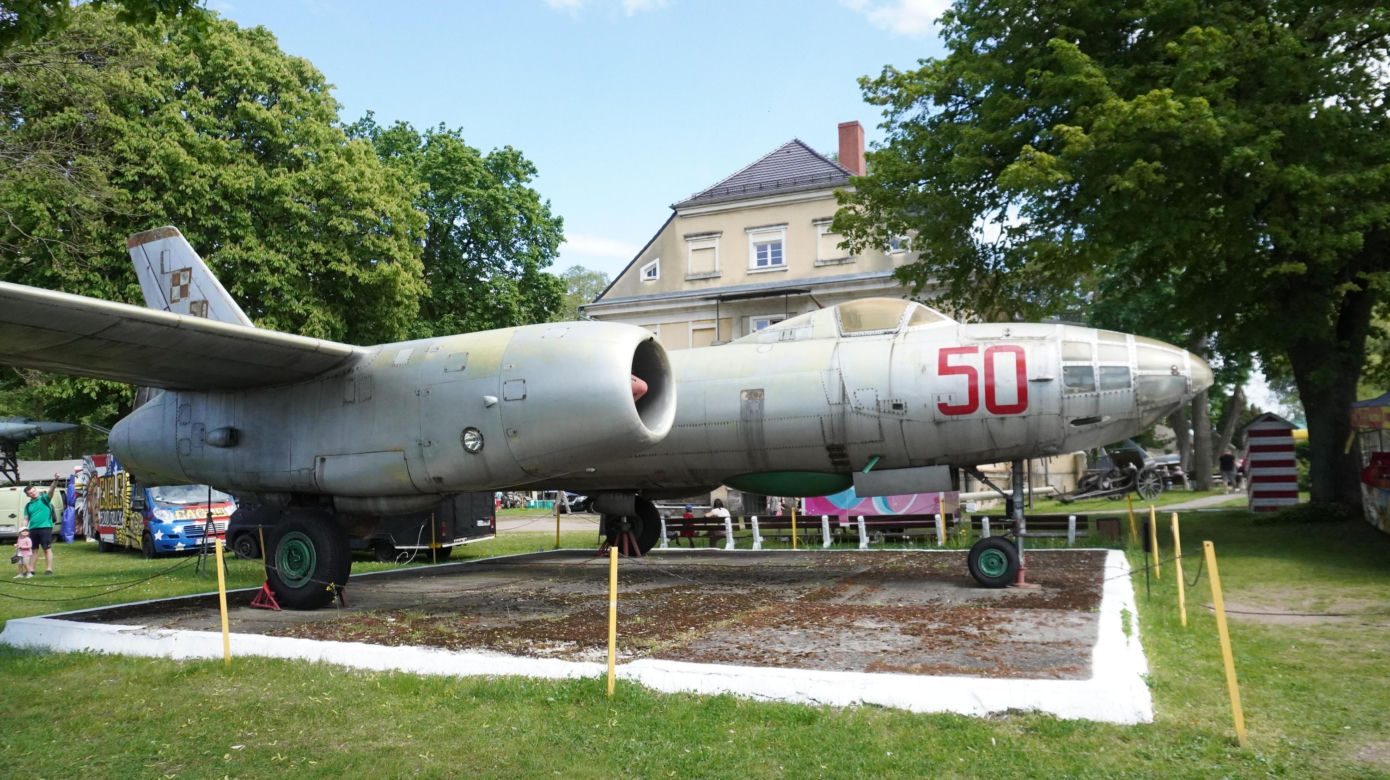 Piknik modelarski 2024 w Lubuskim Muzeum Wojskowym w Drzonowie
