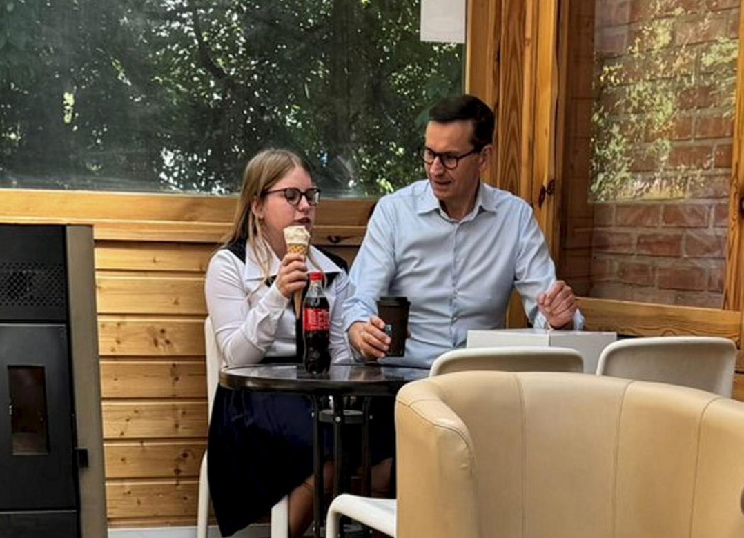 Mateusz Morawiecki zabrał córkę na lody