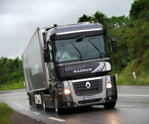 Renault Magnum