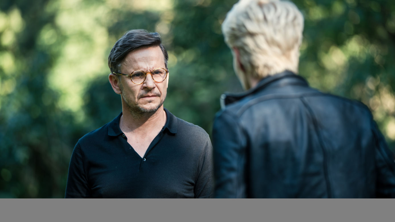 Druga szansa 2 sezon odcinek 11 Monika (Małgorzata Kożuchowska) Adam (Bartłomiej Topa)