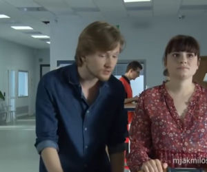 M jak miłość odc. 1541. Łukasz (Jakub Józefowicz), Katia (Joanna Jarmołowicz)