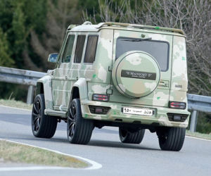 Mercedes-Benz G63 AMG Sahara Edition po tuningu Mansory
