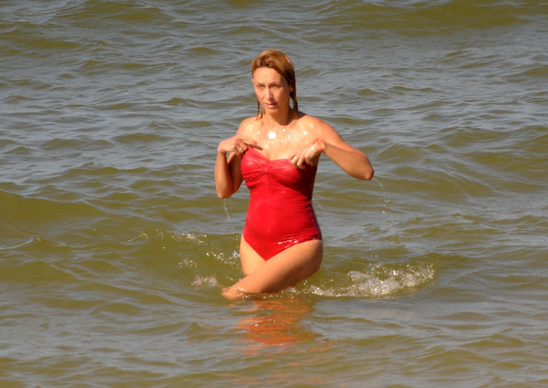 Anna Kalczyńska wypoczywa nad polskim morzem