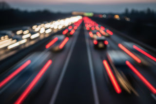 Zakopianka znów zablokowana. Kto ponosi odpowiedzialność za chaos?