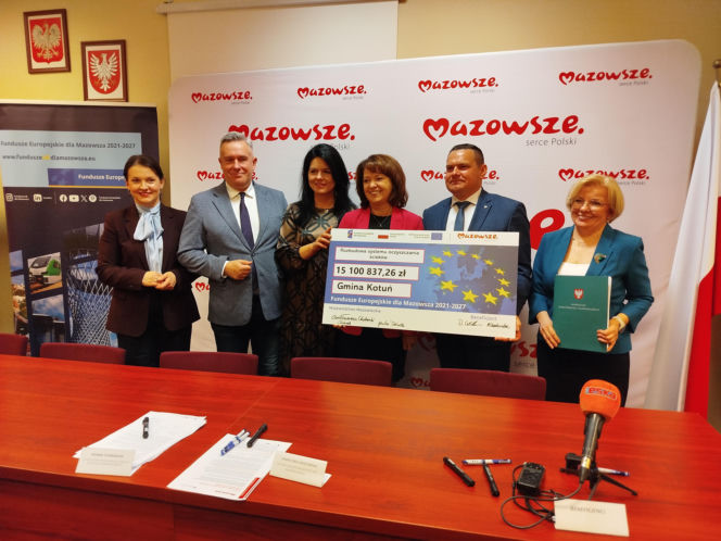 Umowy na dotacje unijne dla czterech lokalnych inwestycji w subregionie siedleckim i powiecie mińskim zostały już podpisane!