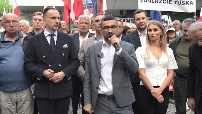 Manifestacja ROG w Warszawie. Żądali reparacji