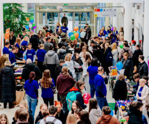 Tłumy młodych ludzi na kampusie. Dzień Otwarty 2025 na Uniwersytecie w Siedlcach za nami