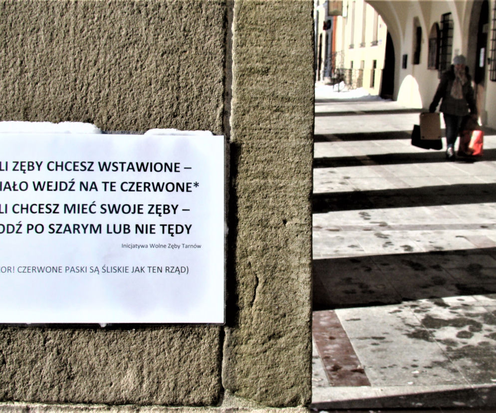  Śliski jak tafla lodu rynek w Tarnowie 