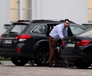 TWÓRCA TUSKA PRACYJE NAD KOMOROWSKIM