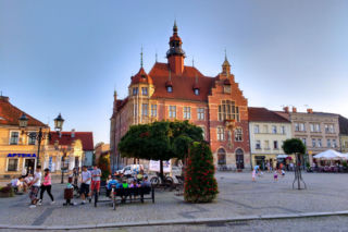 To największe miasto w Polsce, którym nie rządzi prezydent. Znajduje się na Śląsku