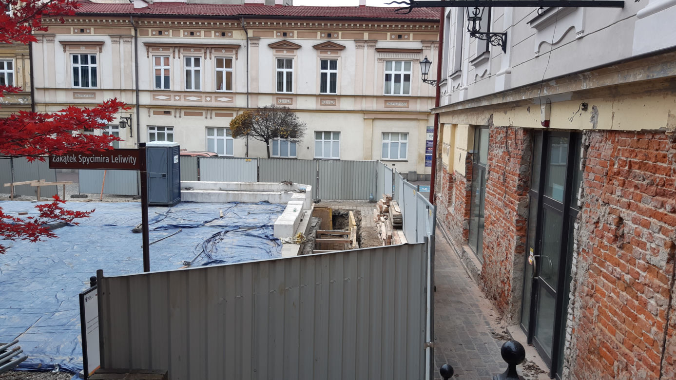 Wznowiono prace przed półbaszcie