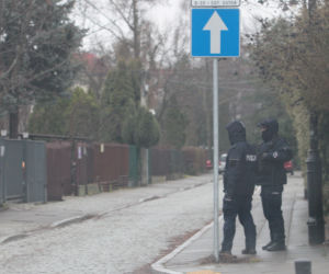 Policja pilnuje domu Jarosława Kaczyńskiego w Sylwestra