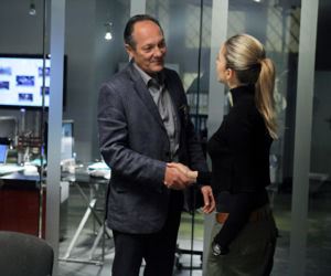 Na krawędzi 2 sezon odc. 3. Niżyński (Tomasz Dedek), Lena Korcz (Kamilla Baar)
