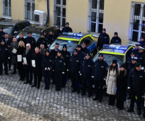 Policyjne bestie będą siać postrach na drogach. Oto nowe radiowozy polskiej policji