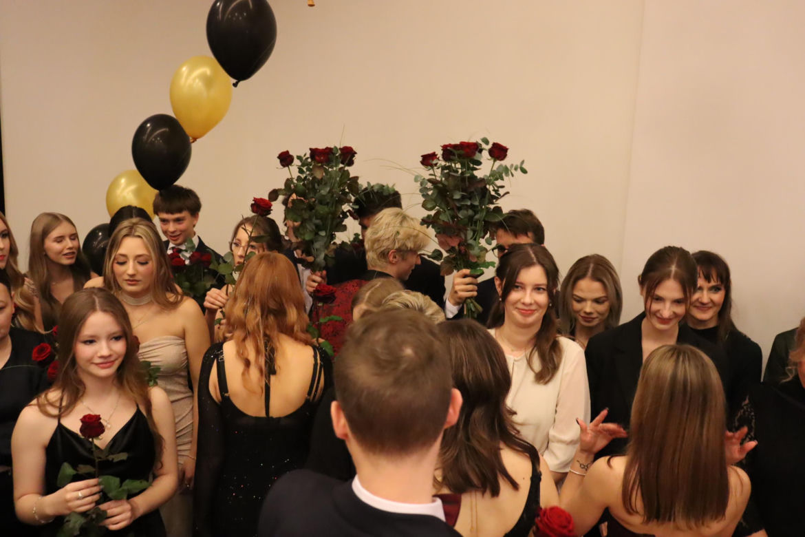 Studniówka V Liceum Ogólnokształcące w Poznaniu -