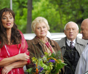 M jak miłość. Barbara (Teresa Lipowska), Simone (Agnieszka Fitkau-Perepeczko), Lucjan (Witold Pyrkosz)