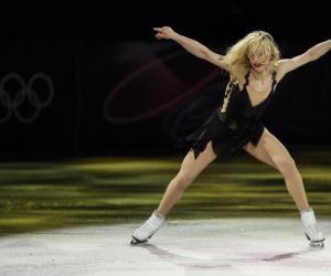 Amber Glenn zdobyła złoto dla USA, musiała zrezygnowac z mediów przez fanatyków Trumpa