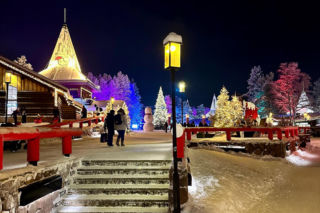 Rovaniemi w Finlandii. Wioska Świętego Mikołaja