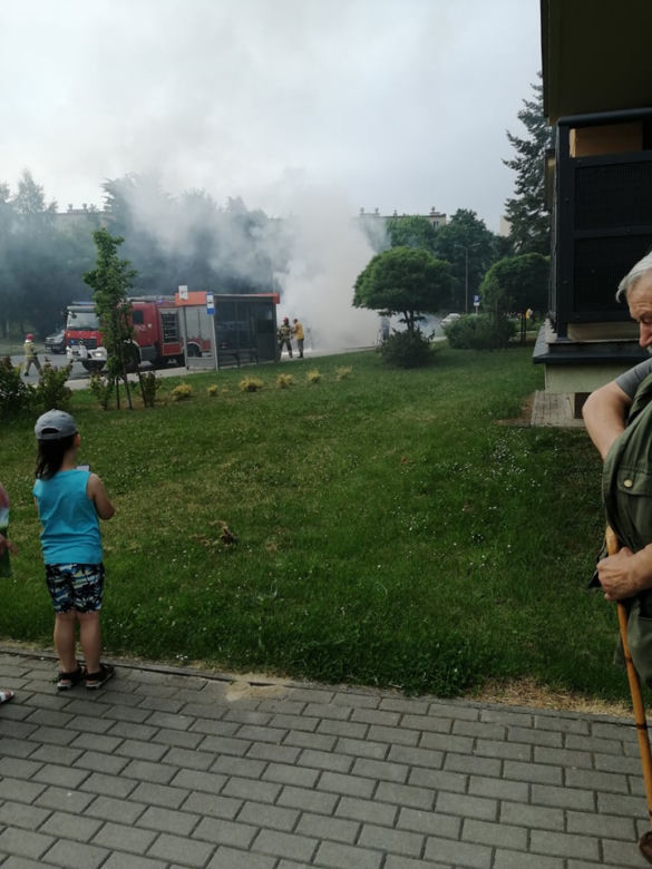 Pożary samochodów w Rzeszowie i pod Krosnem. Auta spłonęły doszczętnie! 