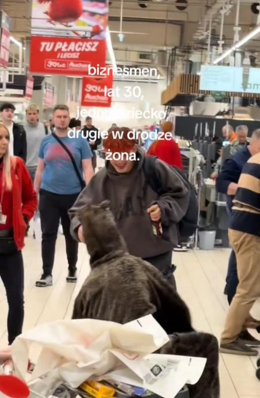 Friz przebrany za dzika