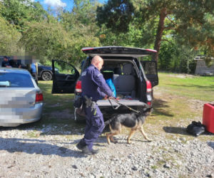 Warszawa. 23-latka szukała pracy, została uwięziona przez czterech mężczyzn