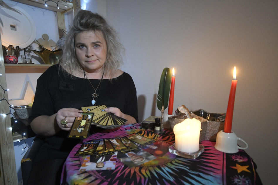 Agnieszka Skrzypczuk znana tarocistka zajrzała w przyszłość gwiazd
