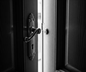 Aresztowanie policjanta w Warszawie. Kim jest wysoki rangą funkcjonariusz?