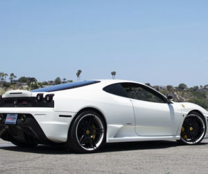Floyd Mayweather sprzedaje swoje Ferrari