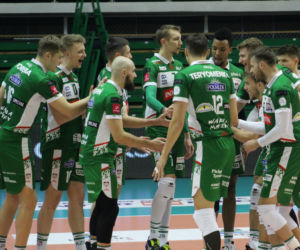 Siatkarze Indykpolu AZS-u Olsztyn wygrali wyjazdowe spotkanie z MKS-em Będzin 3:0. 