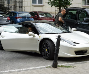 Ewa Chodakowska z mężem Lefteris Kavoukis jeździ Ferrari