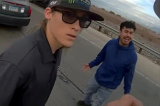 Awantura kierowców na drodze, jeden wyciągnął broń! Nie żyje 11-latek