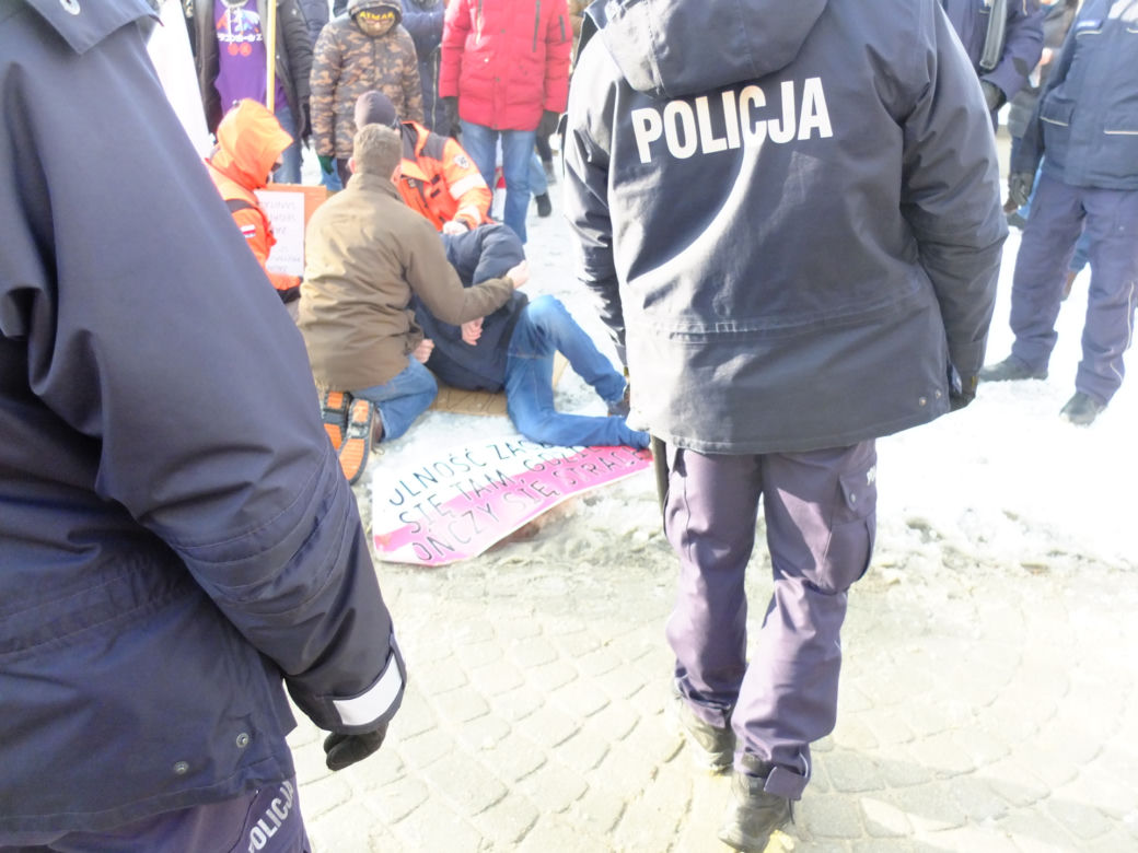 Protest antyszczepionkowców w Lublinie. Początek był przerażający