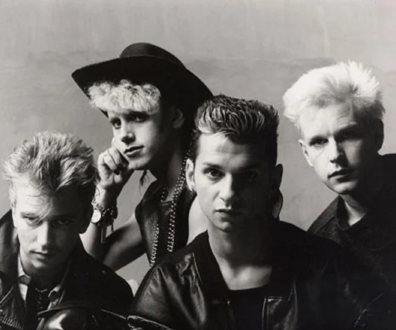 Personal Jesus powstał dzięki wspomnieniom żony Elvisa. Historia najpopularniejszego hitu Depeche Mode.