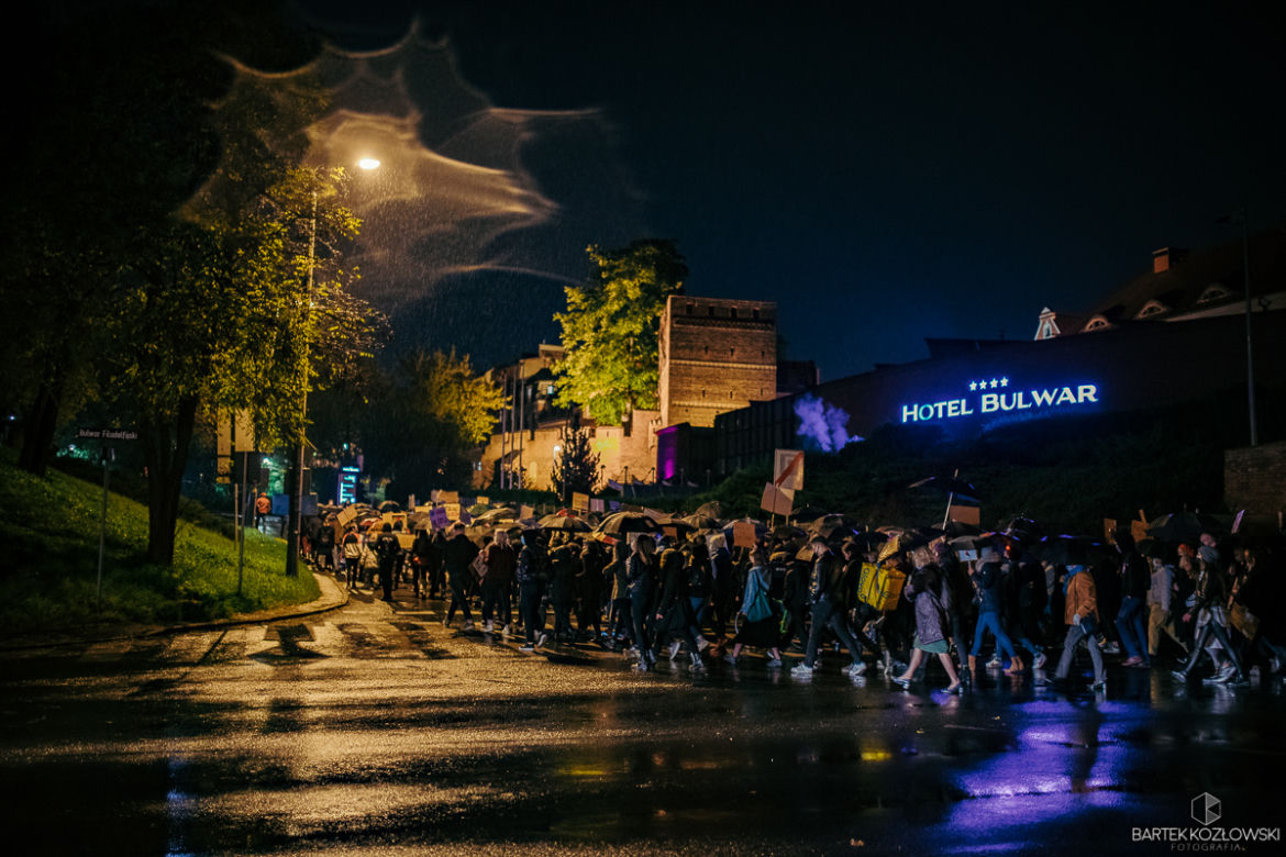 Strajk Kobiet w Toruniu 27.10.2020 - wtorkowy protest i blokada ulic
