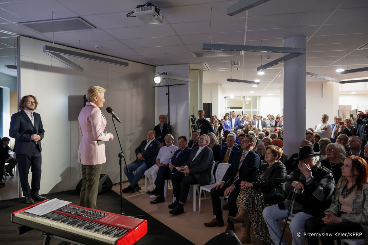 Agata Duda w klinice Budzik