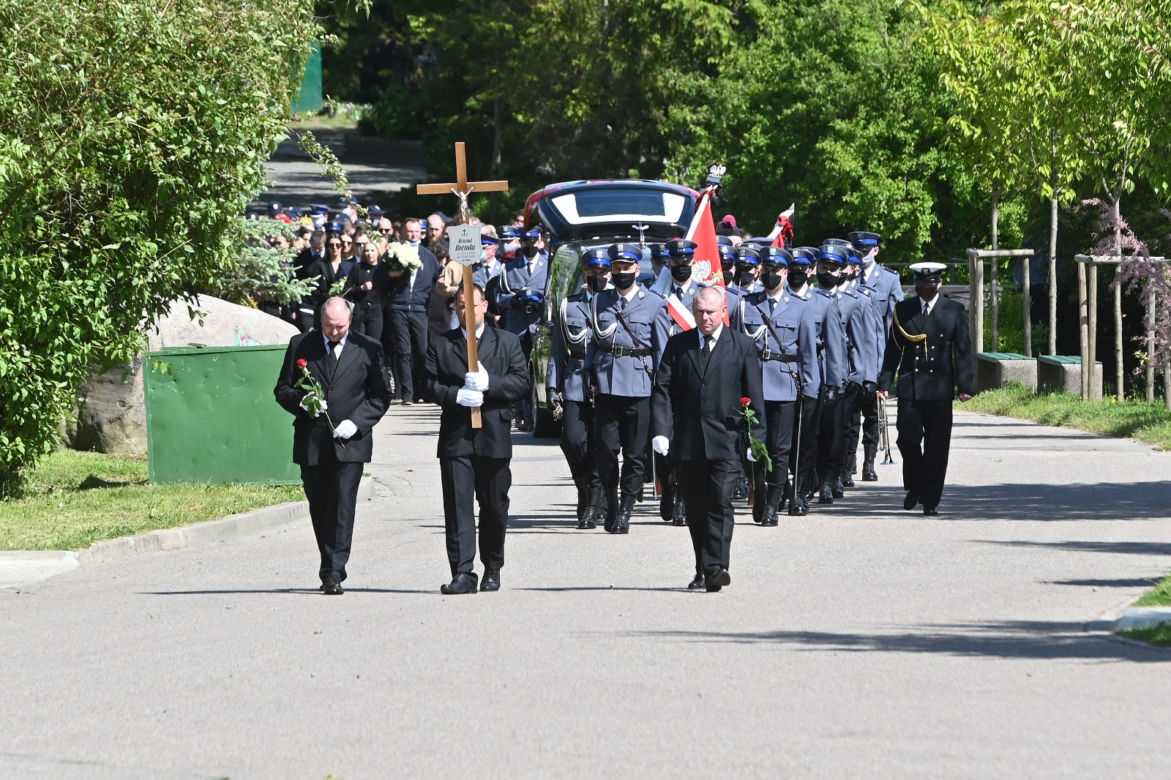 Pogrzeb policjanta, który zginął w wyniku wypadku w Gdyni
