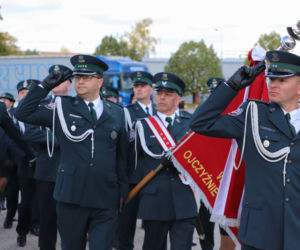 Olsztyn. Mamy 39 nowych funkcjonariuszy Służby Celno-Skarbowej. Złożyli już uroczyste ślubowanie [ZDJĘCIA]