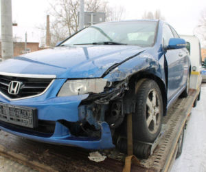 Młodość, promile i rozbity Volkswagen. Zobacz skutki kolizji w Tarnowie