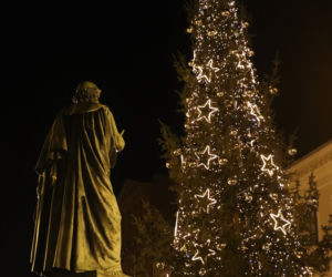Toruńska starówka zachwyca w okresie świątecznym