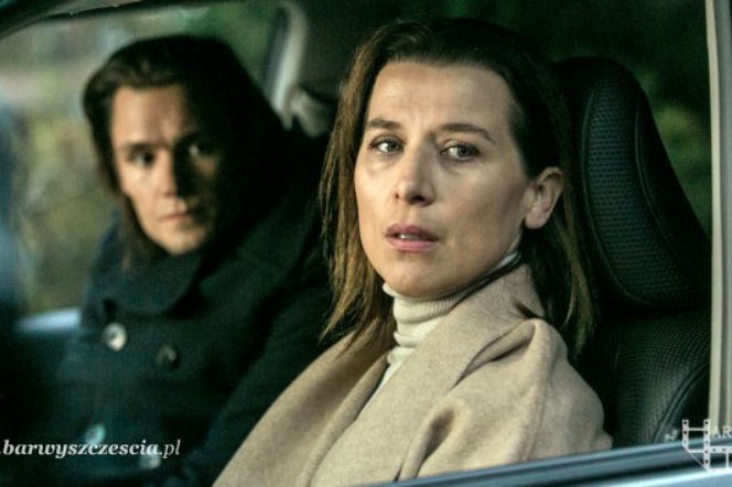 Barwy szczęścia. Kornelia (Katarzyna Herman), Bartek (Bartosz Gelner)