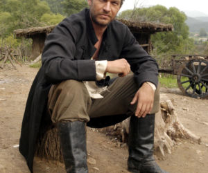 Michał Żebrowski od lat wciela się w Falkowicza w Na dobre i na złe. Już na początku kariery aktorskiej był bożyszczem kobiet [GALERIA]