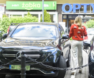 Małgorzata Socha i jej Mercedes EQC