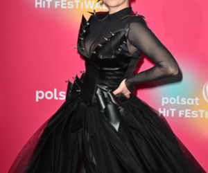 Lateks, skóra i kontrowersyjny dodatek! Okupnik kradnie show na Polsat Hit Festiwal