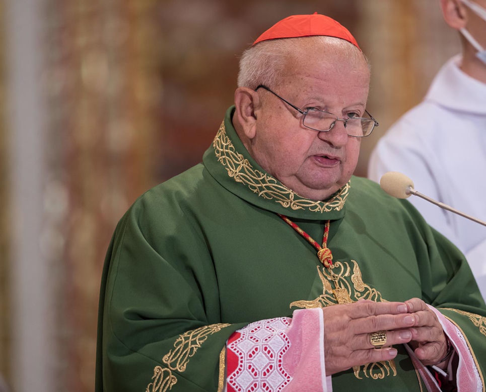 Czy Dziwisz mógł oszukać papieża?