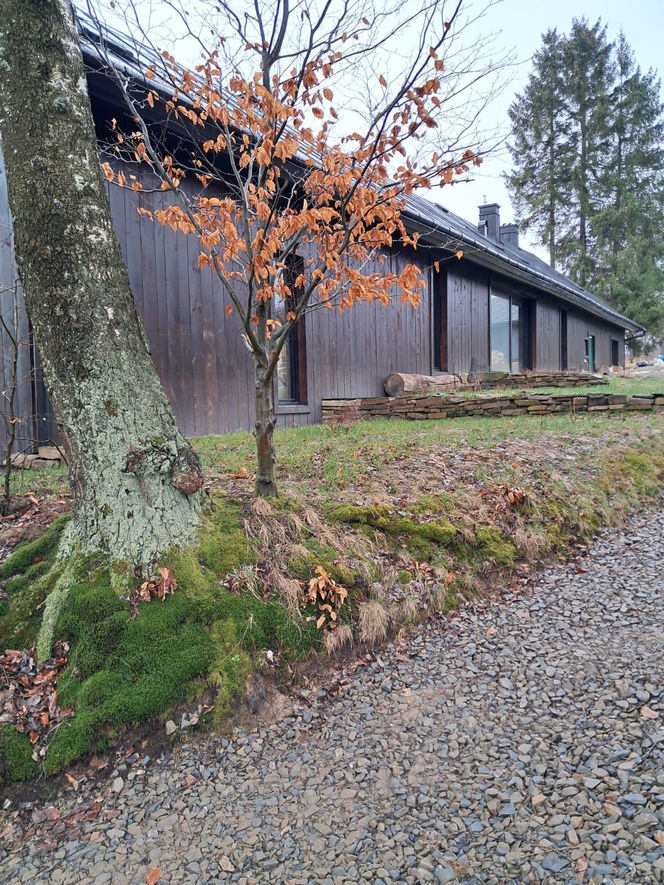 Remont chyży łemkowskiej w Hańczowej