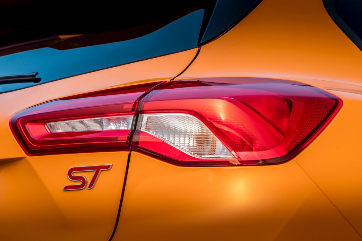 Ford Focus ST 2.3 EcoBoost 280 KM