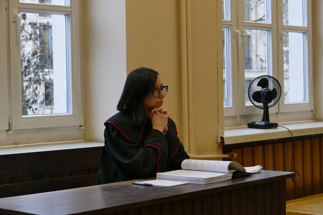 Prowadził dom pomocy jak z horroru. 12 pensjonariuszy nie żyje. „ Chyba nikt nie chciałby mieć tego na sumieniu”